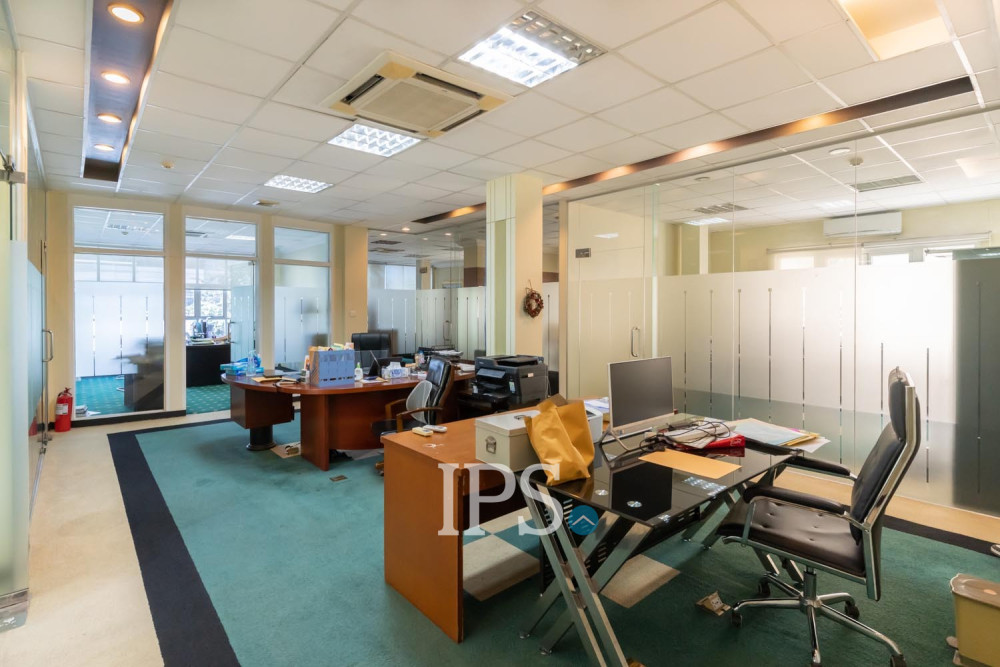 1,387 Sqm Commercial Building For Sale - TonleBassac, Phnom Penh - Image 39