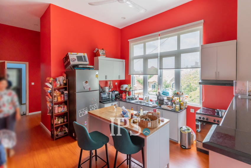 1,387 Sqm Commercial Building For Sale - TonleBassac, Phnom Penh