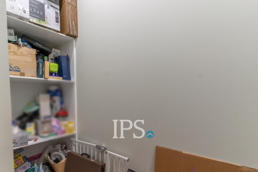 1,387 Sqm Commercial Building For Sale - TonleBassac, Phnom Penh