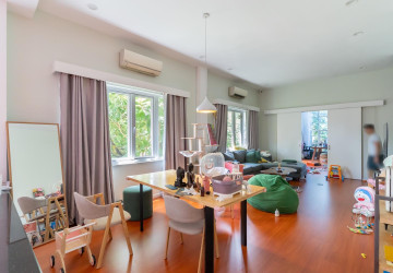 1,387 Sqm Commercial Building For Sale - TonleBassac, Phnom Penh thumbnail