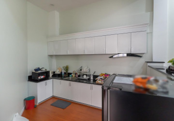 1,387 Sqm Commercial Building For Sale - TonleBassac, Phnom Penh thumbnail