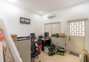 1,387 Sqm Commercial Building For Sale - TonleBassac, Phnom Penh thumbnail