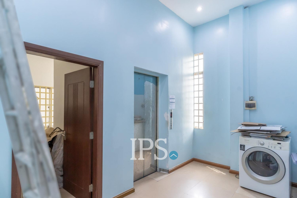 1,387 Sqm Commercial Building For Sale - TonleBassac, Phnom Penh - Image 51