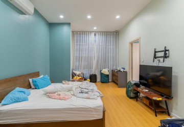 1,387 Sqm Commercial Building For Sale - TonleBassac, Phnom Penh thumbnail