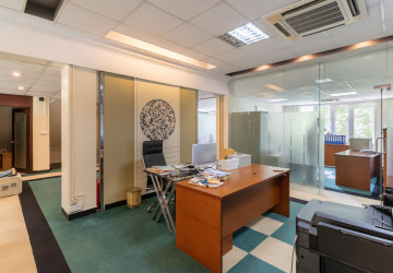 1,387 Sqm Commercial Building For Sale - TonleBassac, Phnom Penh thumbnail