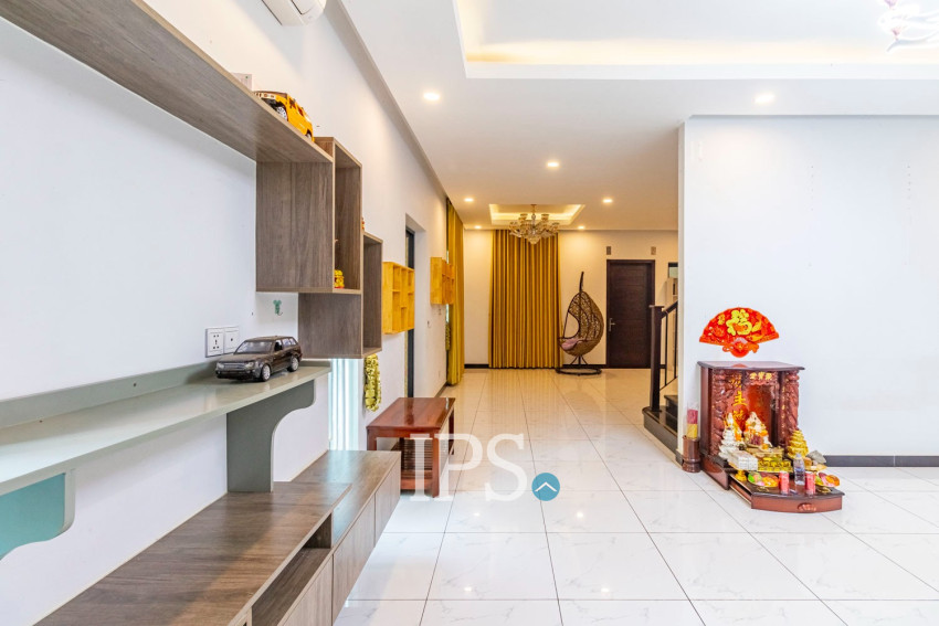 3 Bedroom Villa For Rent - Borey Tourism, Kandaek, Prasat Bakong, Siem Reap