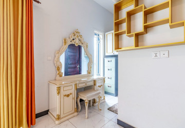 3 Bedroom Villa For Rent - Borey Tourism, Kandaek, Prasat Bakong, Siem Reap thumbnail