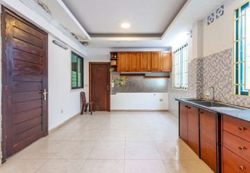 3 Bedroom Villa For Rent - Borey Tourism, Kandaek, Prasat Bakong, Siem Reap thumbnail