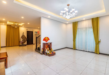 3 Bedroom Villa For Rent - Borey Tourism, Kandaek, Prasat Bakong, Siem Reap thumbnail