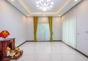 3 Bedroom Villa For Rent - Borey Tourism, Kandaek, Prasat Bakong, Siem Reap thumbnail