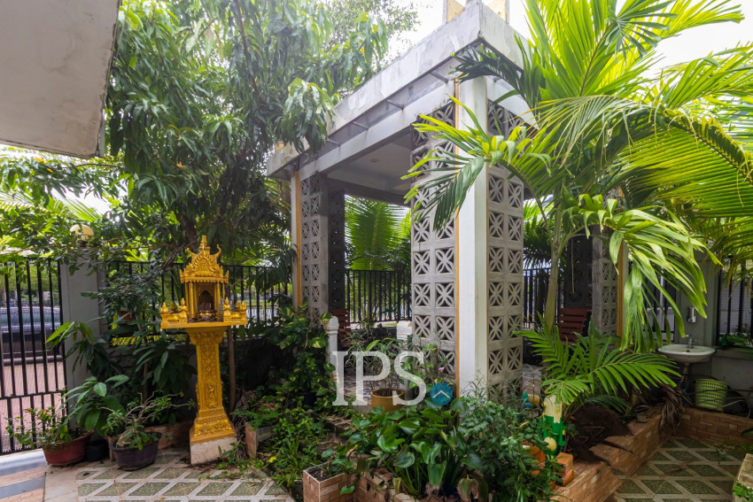 3 Bedroom Villa For Rent - Borey Tourism, Kandaek, Prasat Bakong, Siem Reap