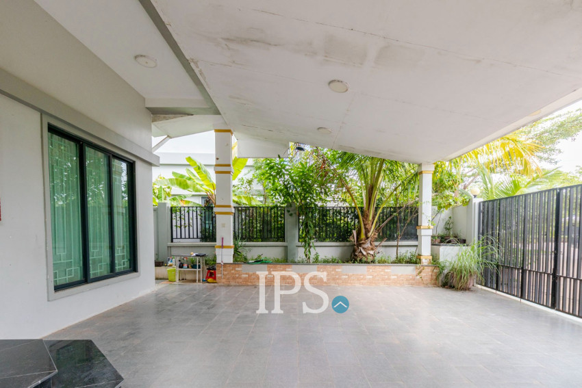 3 Bedroom Villa For Rent - Borey Tourism, Kandaek, Prasat Bakong, Siem Reap