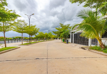 3 Bedroom Villa For Rent - Borey Tourism, Kandaek, Prasat Bakong, Siem Reap thumbnail