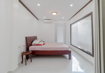 2 Bedroom House For Rent - Svay Dangkum, Siem Reap thumbnail