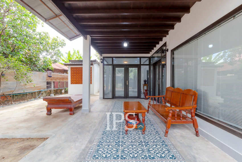 2 Bedroom House For Rent - Svay Dangkum, Siem Reap