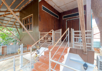 2 Bedroom House For Rent - Svay Dangkum, Siem Reap thumbnail
