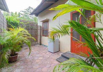 1 Bedroom Apartment For Rent - Sala Kamreuk, Siem Reap thumbnail