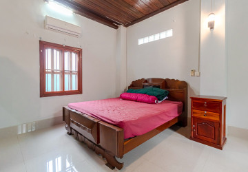 1 Bedroom Apartment For Rent - Sala Kamreuk, Siem Reap thumbnail