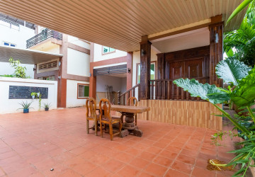 4 Bedroom House For Rent - Svay Dangkum, Siem Reap thumbnail