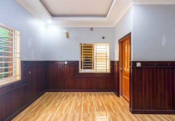 4 Bedroom House For Rent - Svay Dangkum, Siem Reap thumbnail