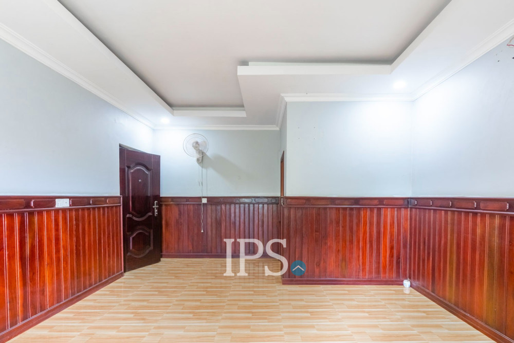 4 Bedroom House For Rent - Svay Dangkum, Siem Reap - Image 12