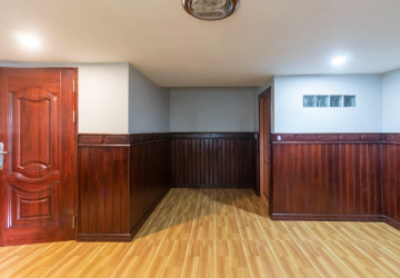 4 Bedroom House For Rent - Svay Dangkum, Siem Reap thumbnail