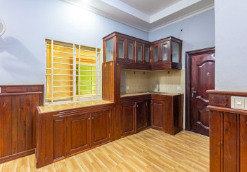 4 Bedroom House For Rent - Svay Dangkum, Siem Reap thumbnail