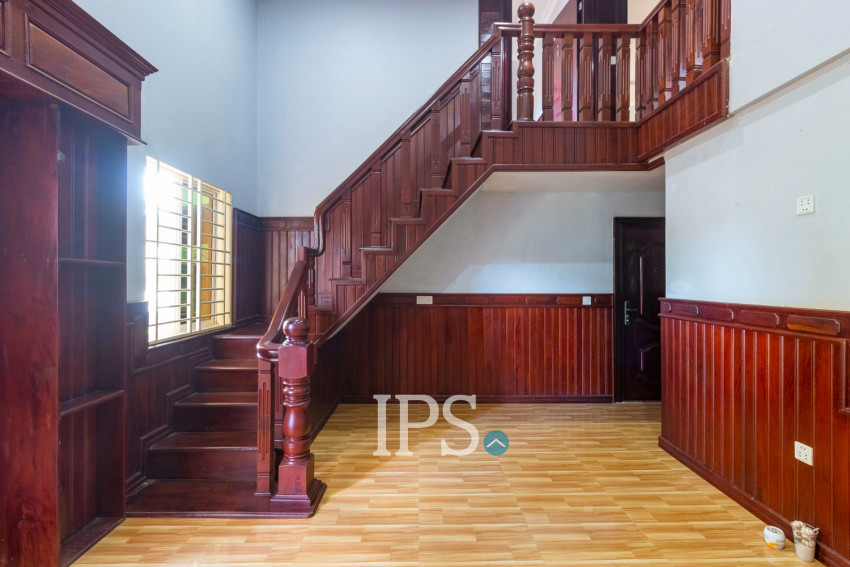 4 Bedroom House For Rent - Svay Dangkum, Siem Reap