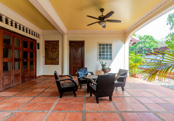 3 Bedroom  Villa For Rent - Svay Dangkum, Siem Reap thumbnail