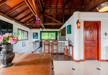 3 Bedroom  Villa For Rent - Svay Dangkum, Siem Reap thumbnail