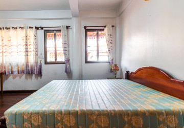 3 Bedroom  Villa For Rent - Svay Dangkum, Siem Reap thumbnail