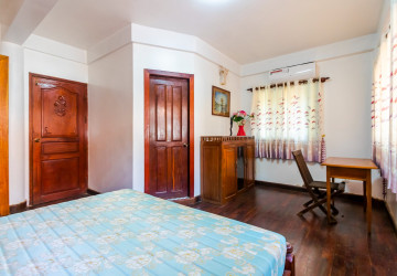 3 Bedroom  Villa For Rent - Svay Dangkum, Siem Reap thumbnail
