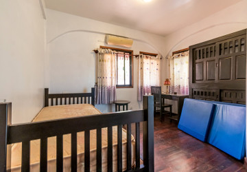 3 Bedroom  Villa For Rent - Svay Dangkum, Siem Reap thumbnail