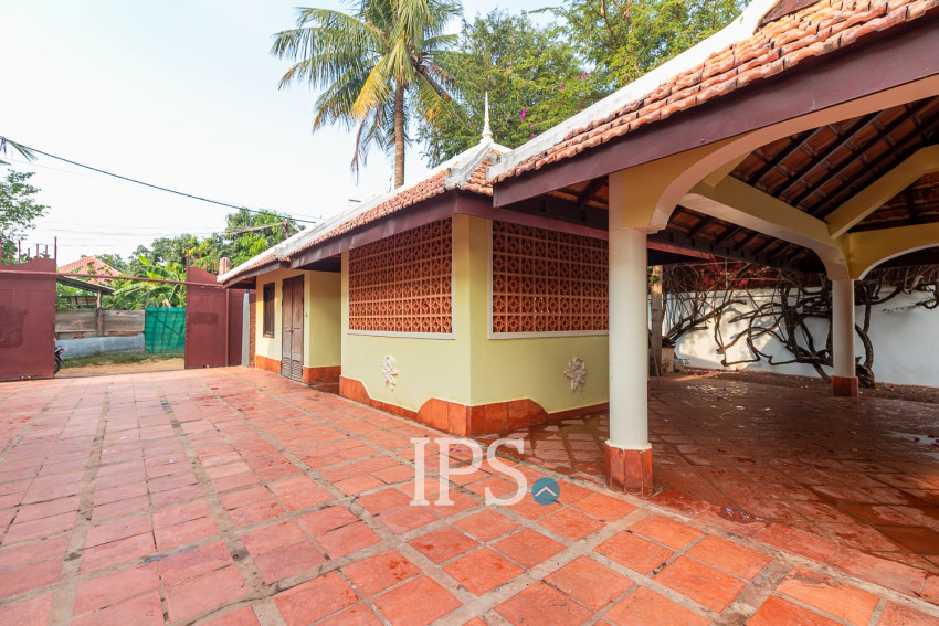 3 Bedroom  Villa For Rent - Svay Dangkum, Siem Reap