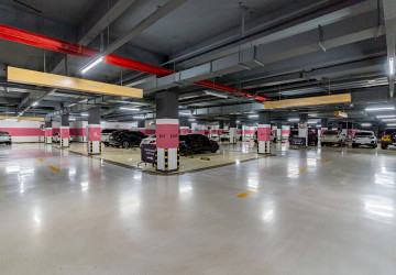 2 Bedroom Condo For Rent - The Pinnacle, Tonle Bassac, Phnom Penh thumbnail