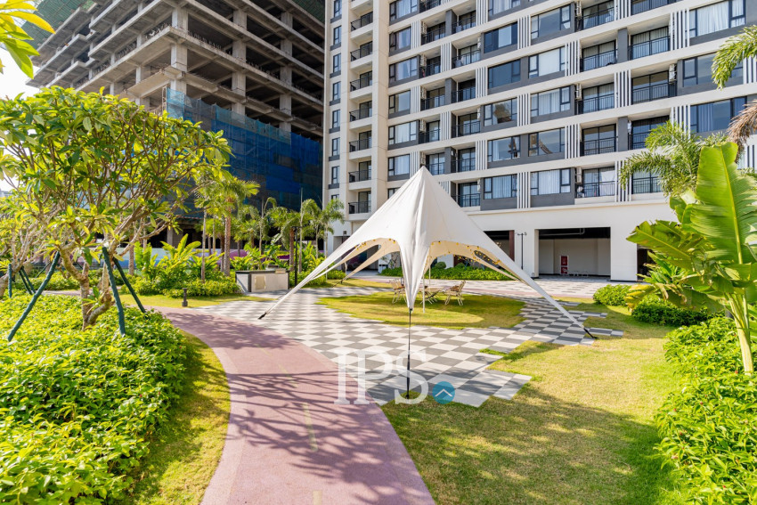 2 Bedroom Condo For Rent - The Pinnacle, Tonle Bassac, Phnom Penh