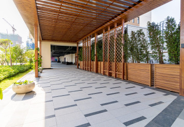 2 Bedroom Condo For Rent - The Pinnacle, Tonle Bassac, Phnom Penh thumbnail