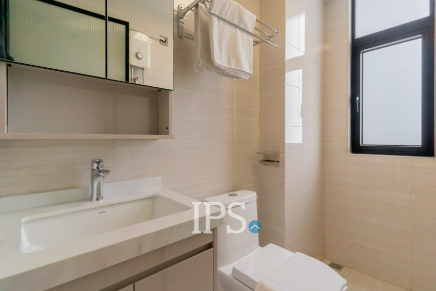 2 Bedroom Condo For Rent - The Pinnacle, Tonle Bassac, Phnom Penh
