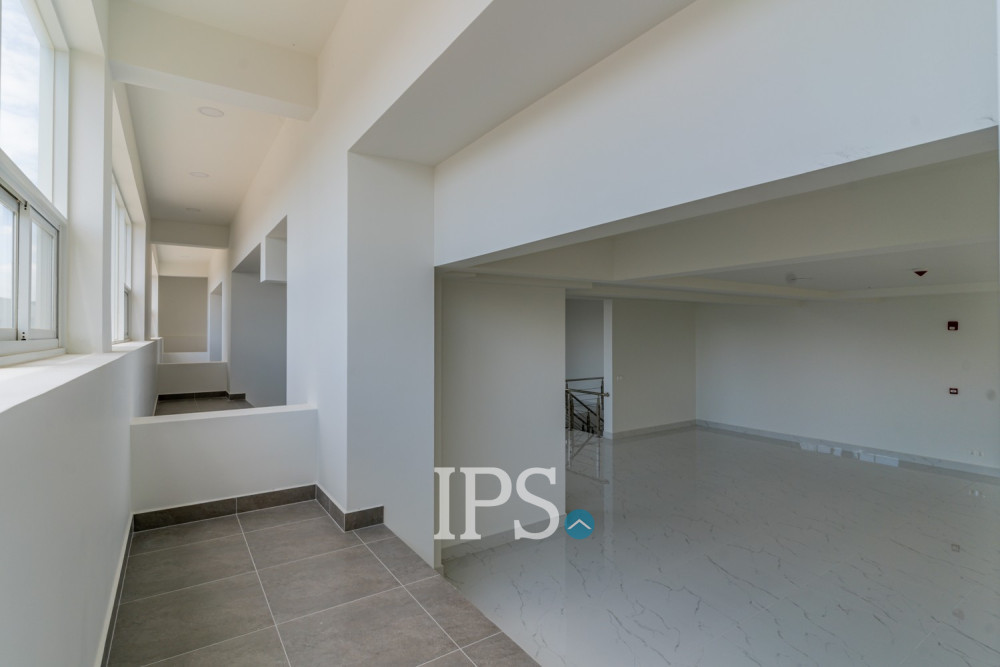 402.8 Sqm Retail Space For Rent - Diamond Bay Garden, Tonle Bassac, Phnom Penh - Image 17 402.8 Sqm Retail Space For Rent - Diamond Bay Garden, Tonle Bassac, Phnom Penh - Image 17