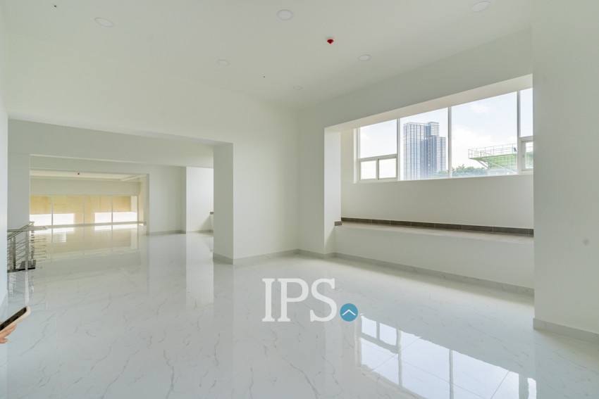 402.8 Sqm Retail Space For Rent  - Diamond Bay Garden, Tonle Bassac, Phnom Penh