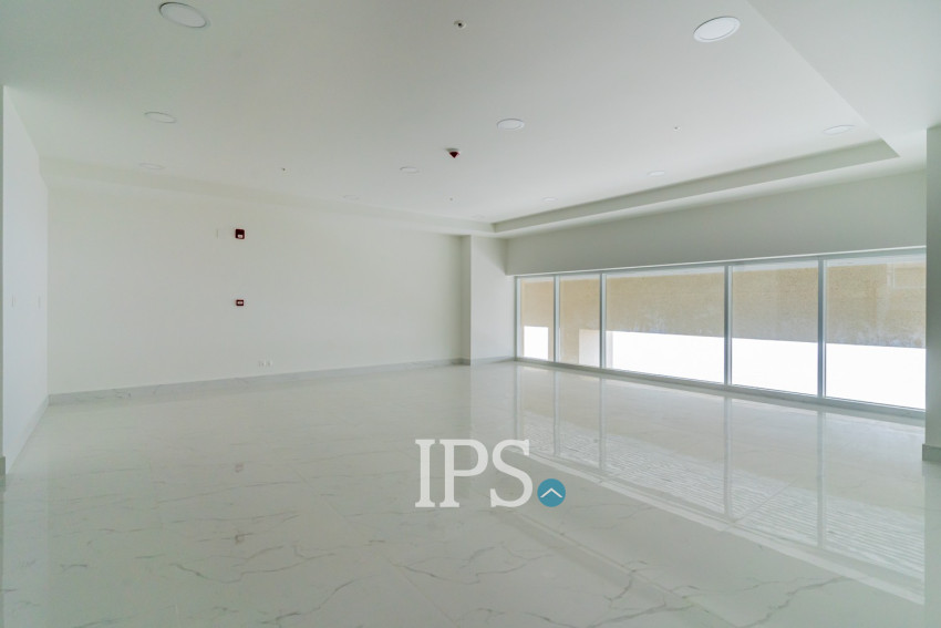 265.6 Sqm Retail Space For Sale - Diamond Bay Garden, Tonle Bassac, Phnom Penh