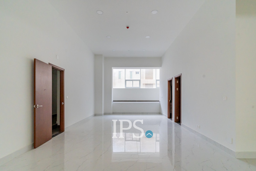 265.6 Sqm Retail Space For Sale - Diamond Bay Garden, Tonle Bassac, Phnom Penh