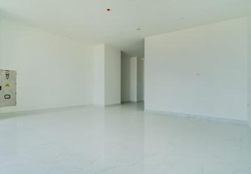265.6 Sqm Retail Space For Sale - Diamond Bay Garden, Tonle Bassac, Phnom Penh thumbnail