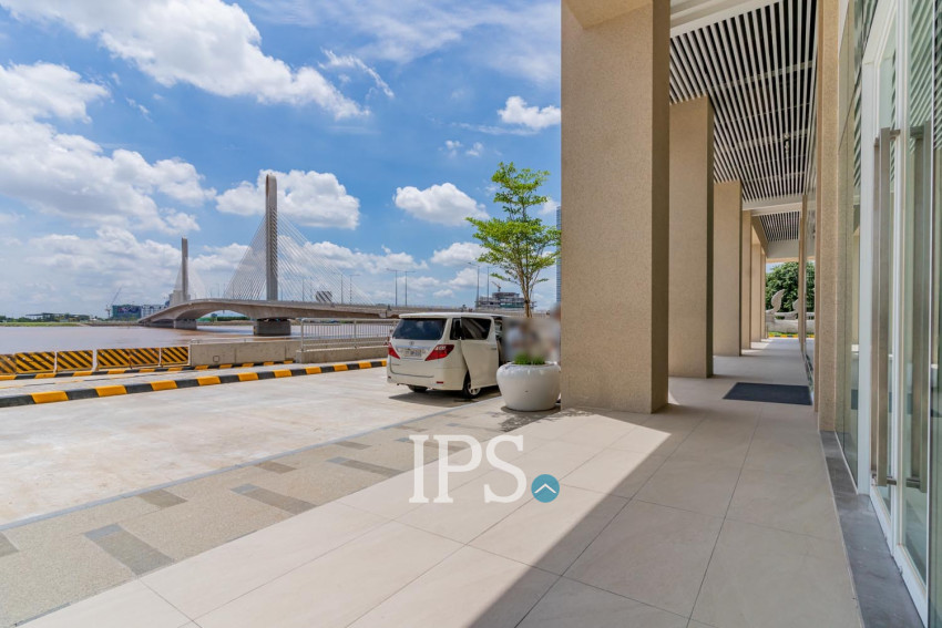 265.6 Sqm Retail Space For Sale - Diamond Bay Garden, Tonle Bassac, Phnom Penh