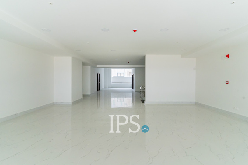 265.6 Sqm Retail Space For Sale - Diamond Bay Garden, Tonle Bassac, Phnom Penh