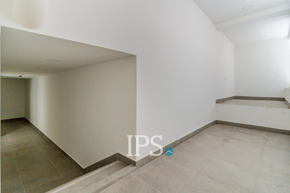 265.6 Sqm Retail Space For Sale - Diamond Bay Garden, Tonle Bassac, Phnom Penh - Image 18 265.6 Sqm Retail Space For Sale - Diamond Bay Garden, Tonle Bassac, Phnom Penh - Image 18