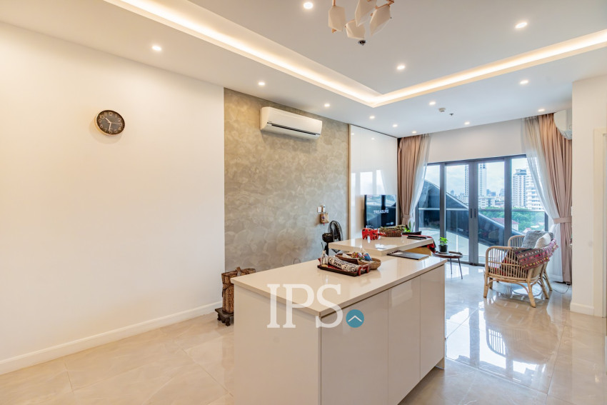 7th Floor 1 Bedroom Condo For Sale - The Peninsula, Chroy Changva, Phnom Penh