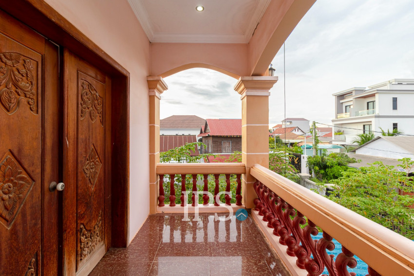 4 Bedroom House For Sale - Slor Kram, Siem Reap