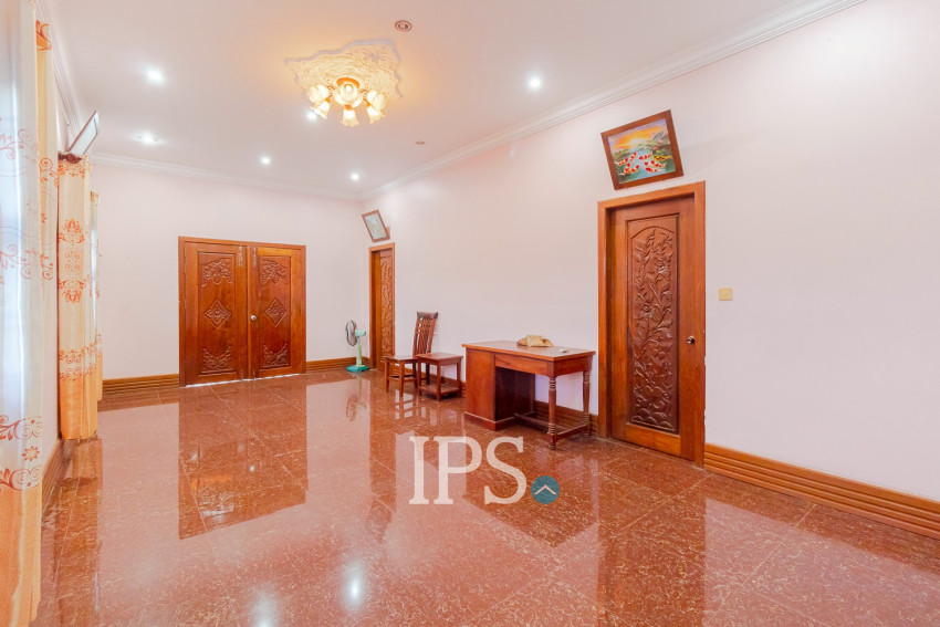 4 Bedroom House For Sale - Slor Kram, Siem Reap