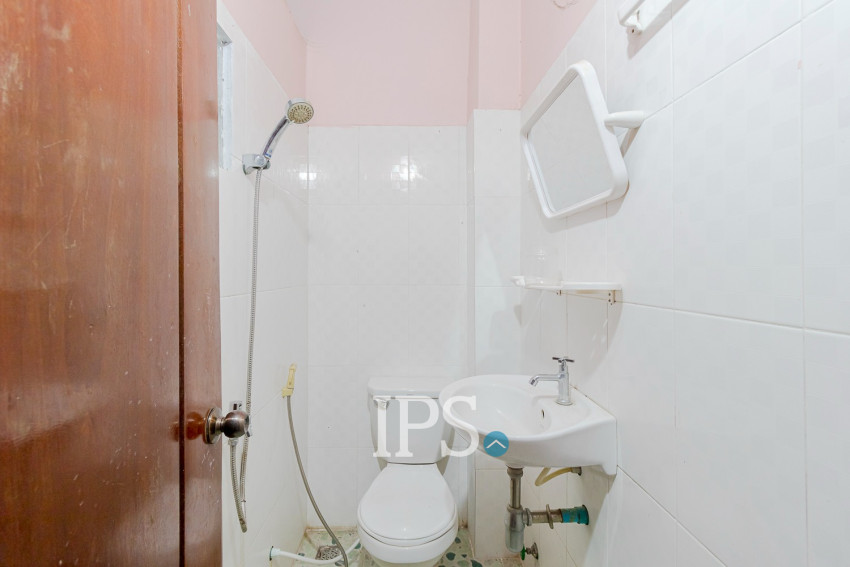 4 Bedroom House For Sale - Slor Kram, Siem Reap